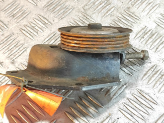 Кронштейн другой Nissan Navara d40