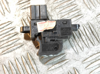 Кнопка стеклоподъемника Nissan Teana j32