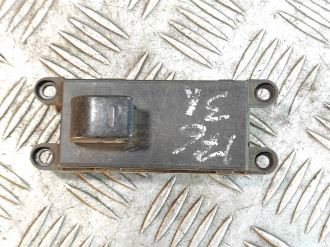 Кнопка стеклоподъемника Nissan Maxima a32