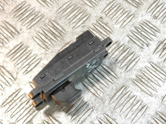 Кнопка стеклоподъемника Nissan Maxima a32