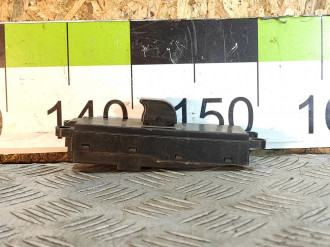 Кнопка стеклоподъемника Nissan Maxima a32