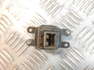 Кнопка аварийной сигнализации Nissan Navara d40