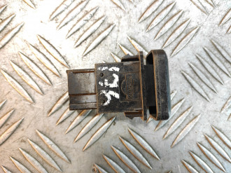 Кнопка открывания багажника Nissan Maxima a32