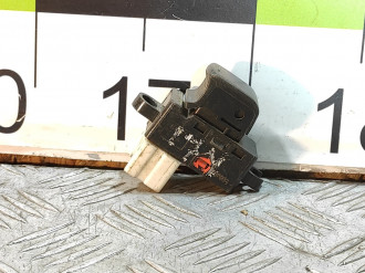 Кнопка стеклоподъемника Nissan Tiida c11