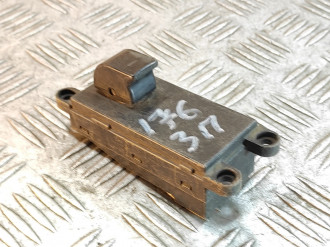 Кнопка стеклоподъемника Nissan Maxima a32