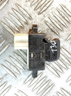 Кнопка стеклоподъемника Nissan Tiida c11