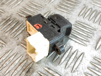 Кнопка стеклоподъемника Nissan Tiida c11