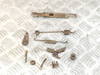 Механизм ручника Nissan Micra K11