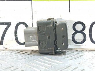 Кнопка обогрева сидений Nissan Murano z50