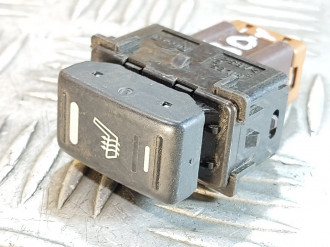 Кнопка обогрева сидений Nissan Navara d40