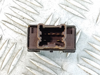 Кнопка обогрева сидений Nissan Navara d40