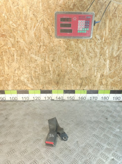 Ответная часть ремня безопасности Nissan Teana j32