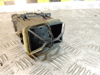 Дефлектор воздушный Nissan Tiida c11