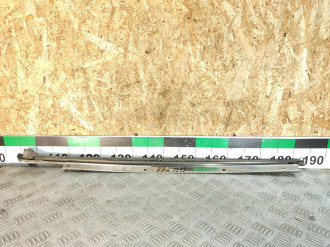 Молдинг стекла Nissan Maxima a33