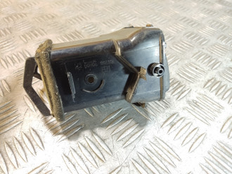 Дефлектор воздушный Nissan Avenir 1995