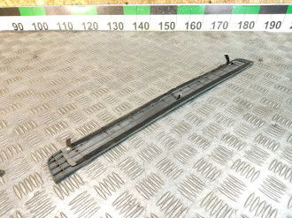 Накладка порога внутренняя передняя левая Nissan Tiida c11