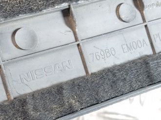 Накладка порога внутренняя передняя левая Nissan Tiida c11