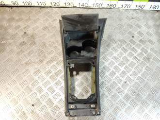 Консоль Nissan Tiida c11