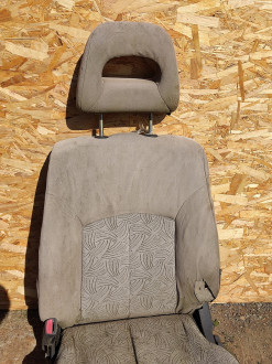 Сиденье переднее левое Nissan Almera N16