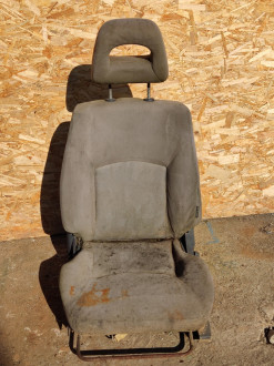 Сиденье переднее левое Nissan Almera N15