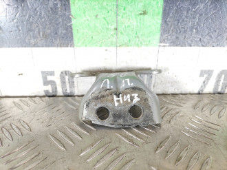 Петля двери передней левой нижняя Nissan Qashqai 2009