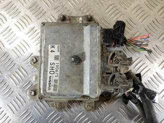 Блок управления двигателем Nissan Qashqai 2009