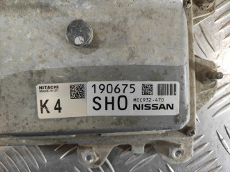 Блок управления двигателем Nissan Qashqai 2009