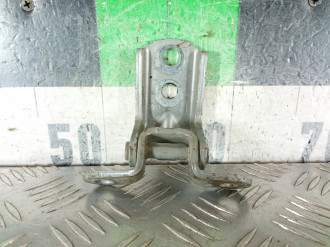 Петля двери задней левой нижняя Nissan Qashqai 2009