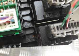 Кнопка регулировки зеркал Nissan Qashqai 2009