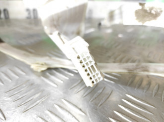 Проводка двери перед. Nissan Almera N15