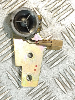 Динамик Nissan Maxima a32