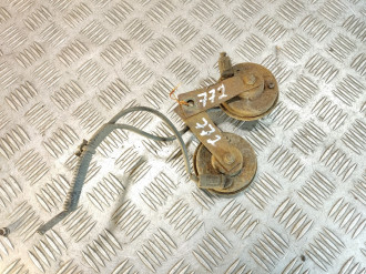 Сигнал звуковой Nissan Maxima a33