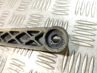 Поводок стеклоочистителя передний левый Nissan Maxima a33