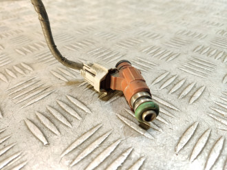 Форсунка двигателя Nissan Maxima a33