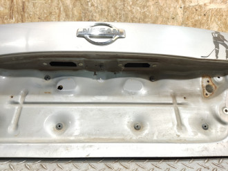 Крышка багажника Nissan Maxima a33