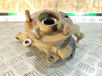 Кулак поворотный передний левый Nissan Maxima a33