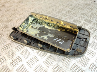 Накладка подушки торпедо Nissan Maxima a33