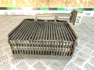 Испаритель кондиционера Nissan Maxima a33