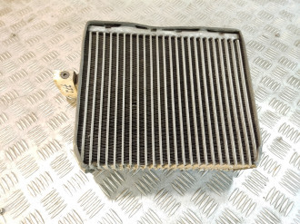 Испаритель кондиционера Nissan Maxima a33