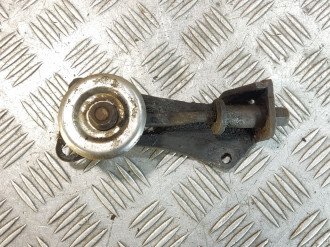 Кронштейн гидроусилителя Nissan Maxima a33