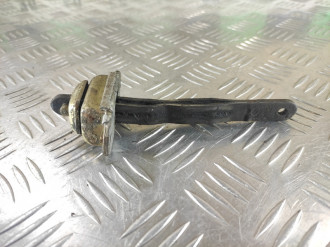 Ограничитель двери передний Nissan Almera N15