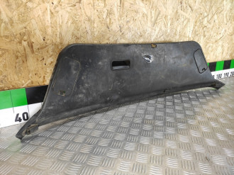Обшивка крышки багажника Nissan Almera N15