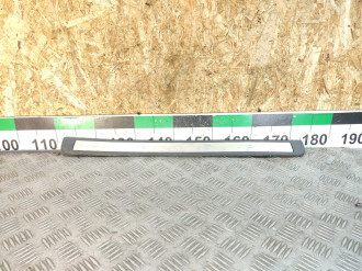 Накладка порога внутренняя передняя правая Nissan Tiida c11