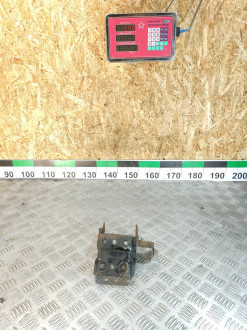 Кронштейн двигателя Nissan Maxima a33