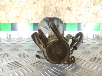 Амортизатор передний правый Nissan Almera N15