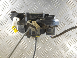 Замок двери передней левой Nissan Qashqai 2009