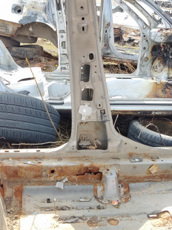 Порог со стойкой левой Nissan Maxima a33