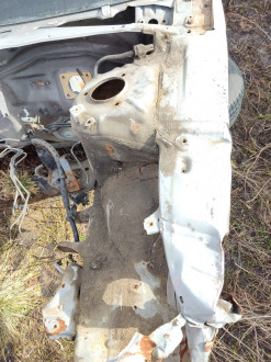 Лонжерон передний левый Nissan Maxima a33