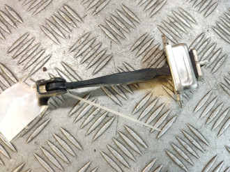 Ограничитель двери передний Nissan Teana j32