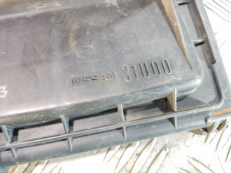 Корпус воздушного фильтра Nissan Maxima a32